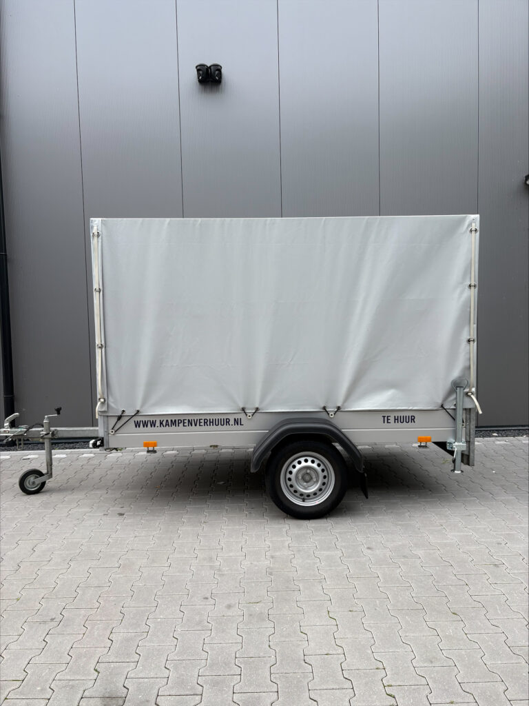 Aanhanger 750 kg met huif